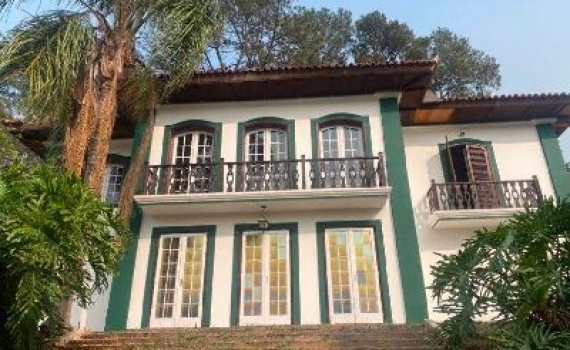 Casa a venda em Serra Negra