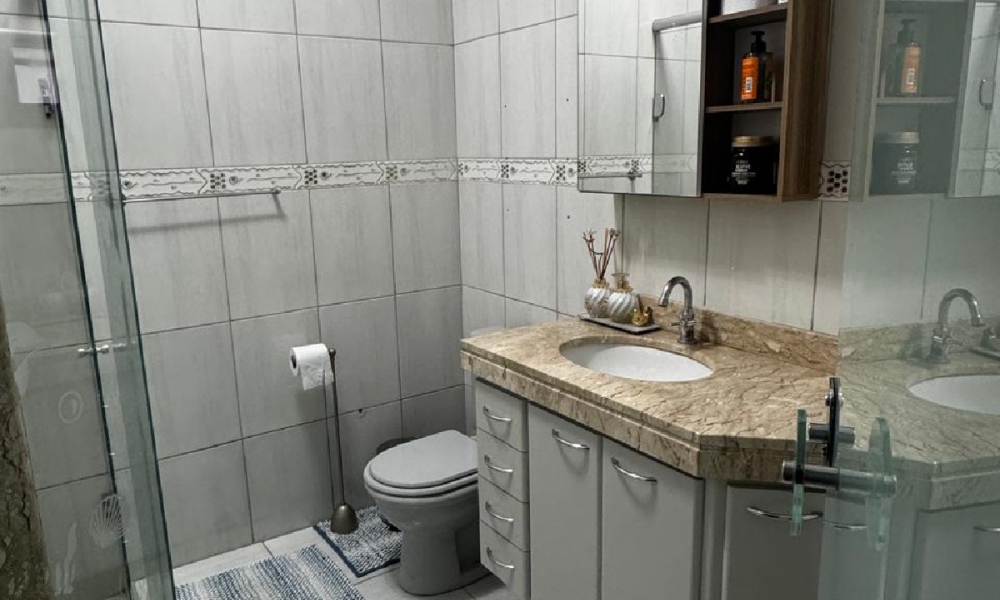 Casa com piscina 