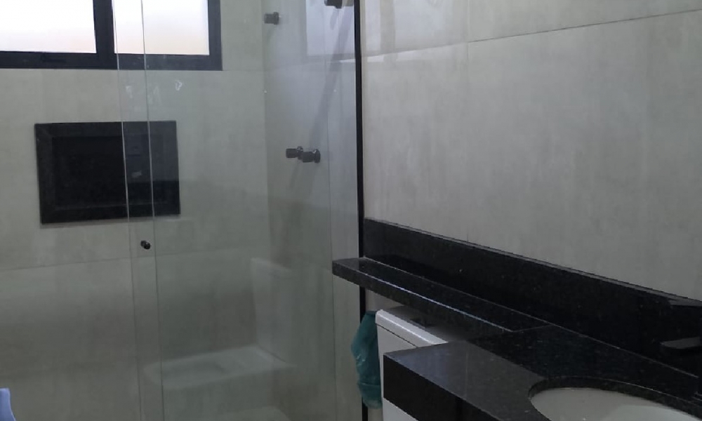 Casa nova a venda em Serra Negra