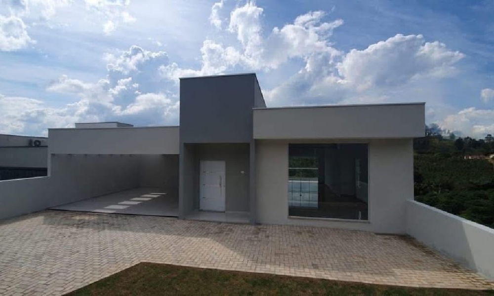 Casa próxima ao centro da cidade 