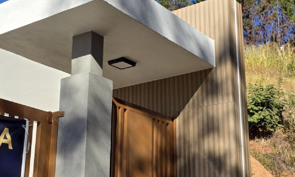 Casa com piscina 