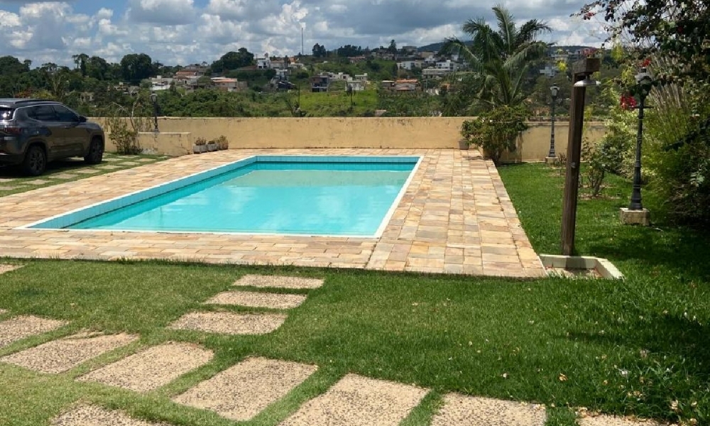 Chácara a venda em Serra Negra