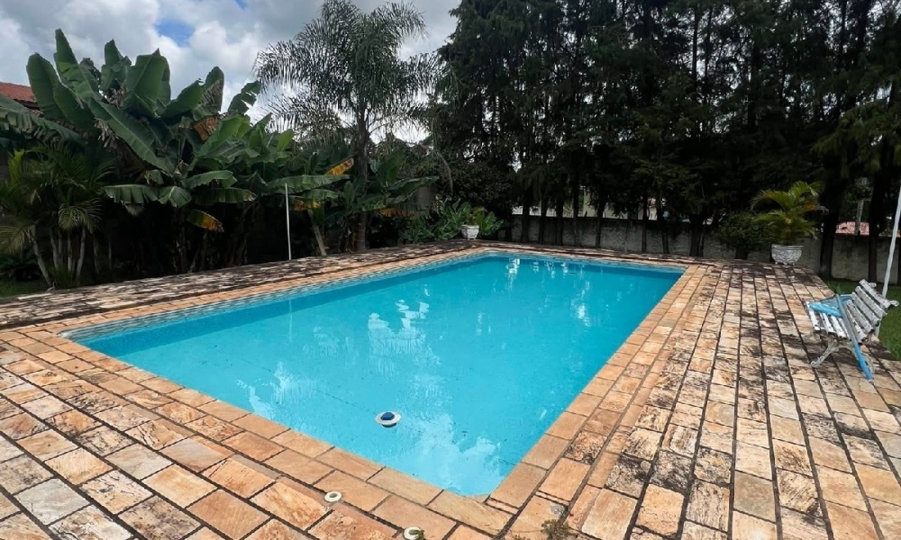 Casa com piscina 