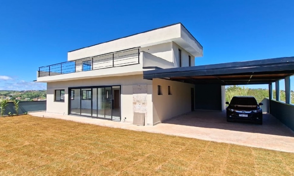 Vende-se casa em condomínio 