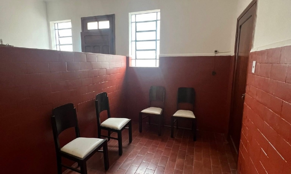 Vende-se casa em Serra Negra 