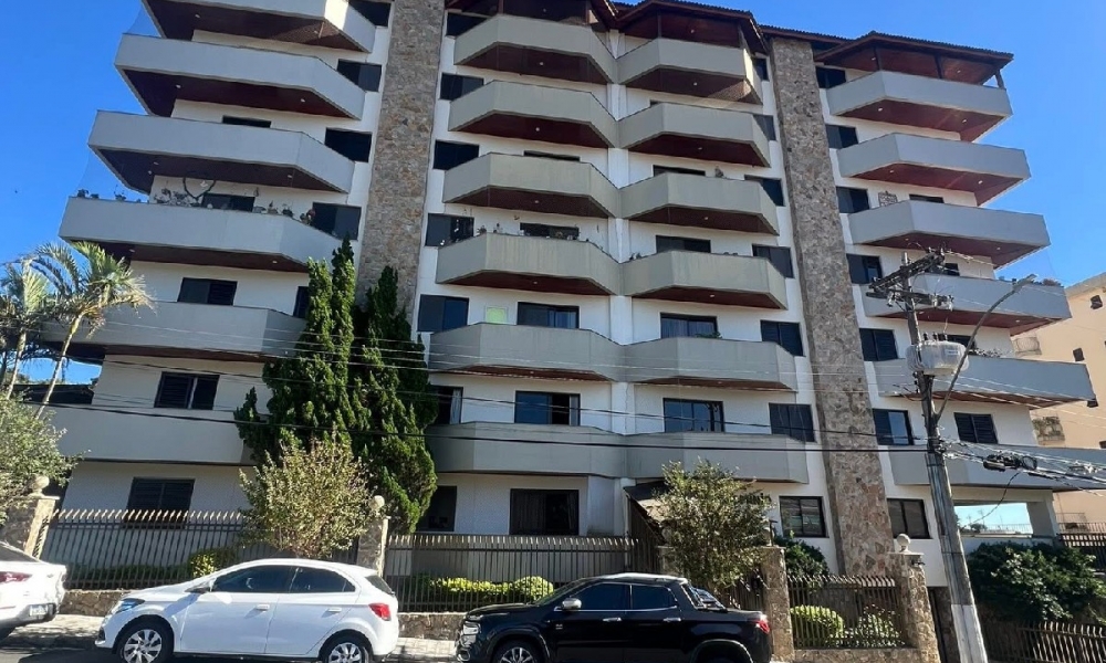 Aluga-se apartamento em Serra Negra
