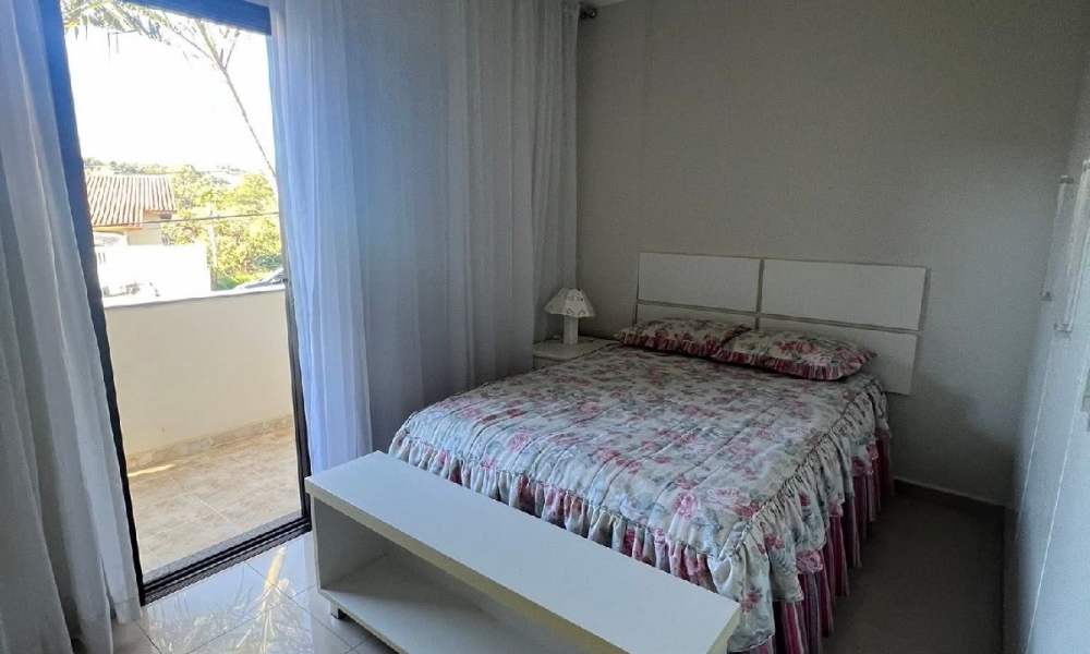 Aluga-se apartamento em Serra Negra