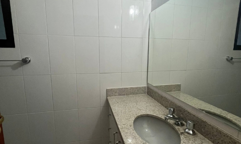 Aluga-se apartamento em Serra Negra