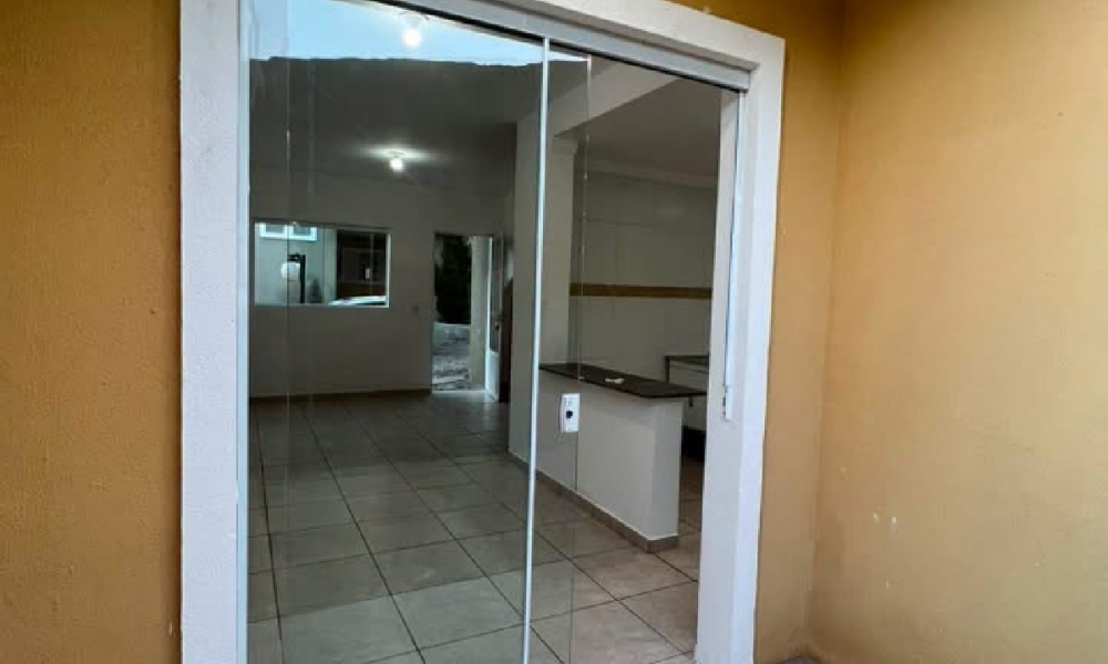 Casa em condomínio 