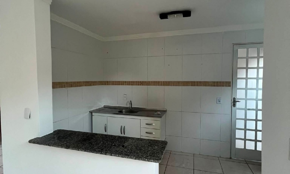 Casa em condomínio 