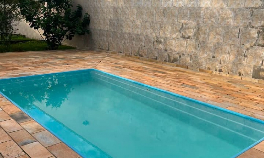 Casa com piscina 