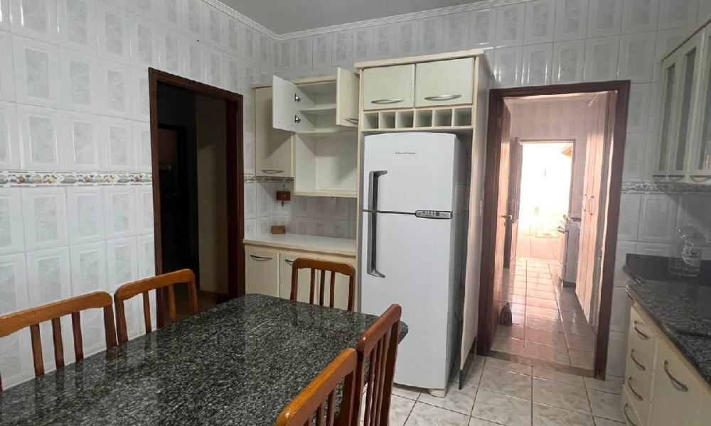 Casa com piscina 