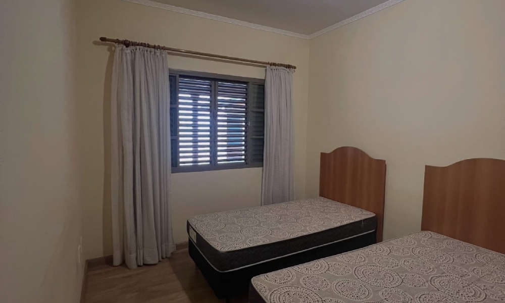 Casa com piscina 