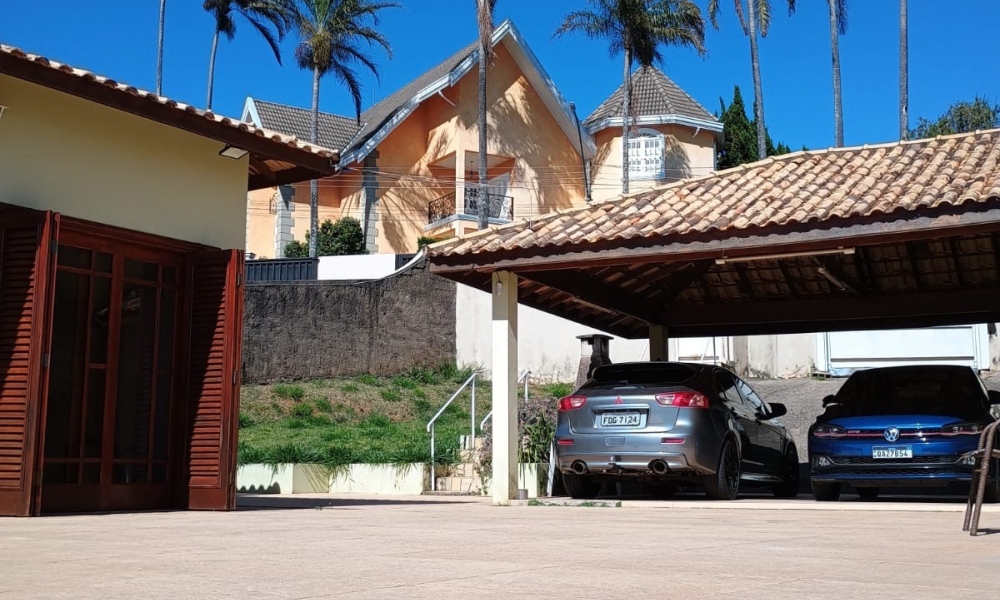 Casa a venda em Serra Negra SP