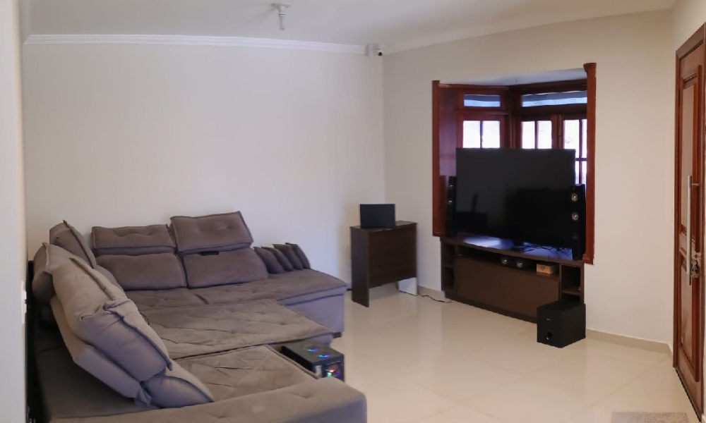 Casa a venda em Serra Negra SP