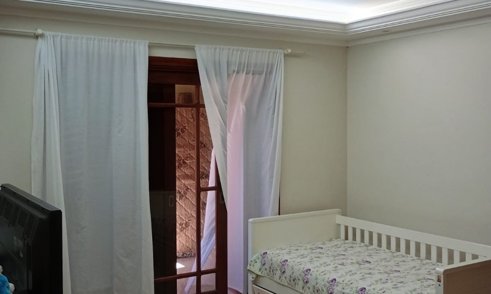 Casa a venda em Serra Negra SP