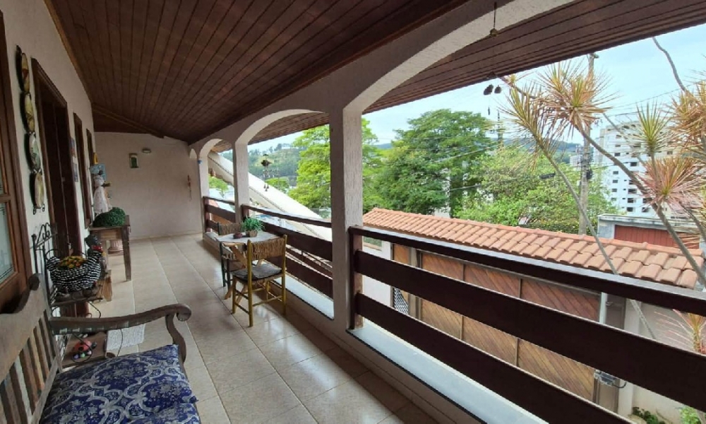 Casa à venda em Serra Negra/SP
