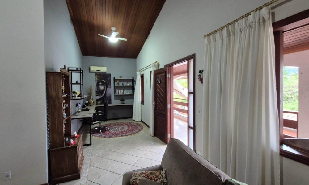 Casa à venda em Serra Negra/SP