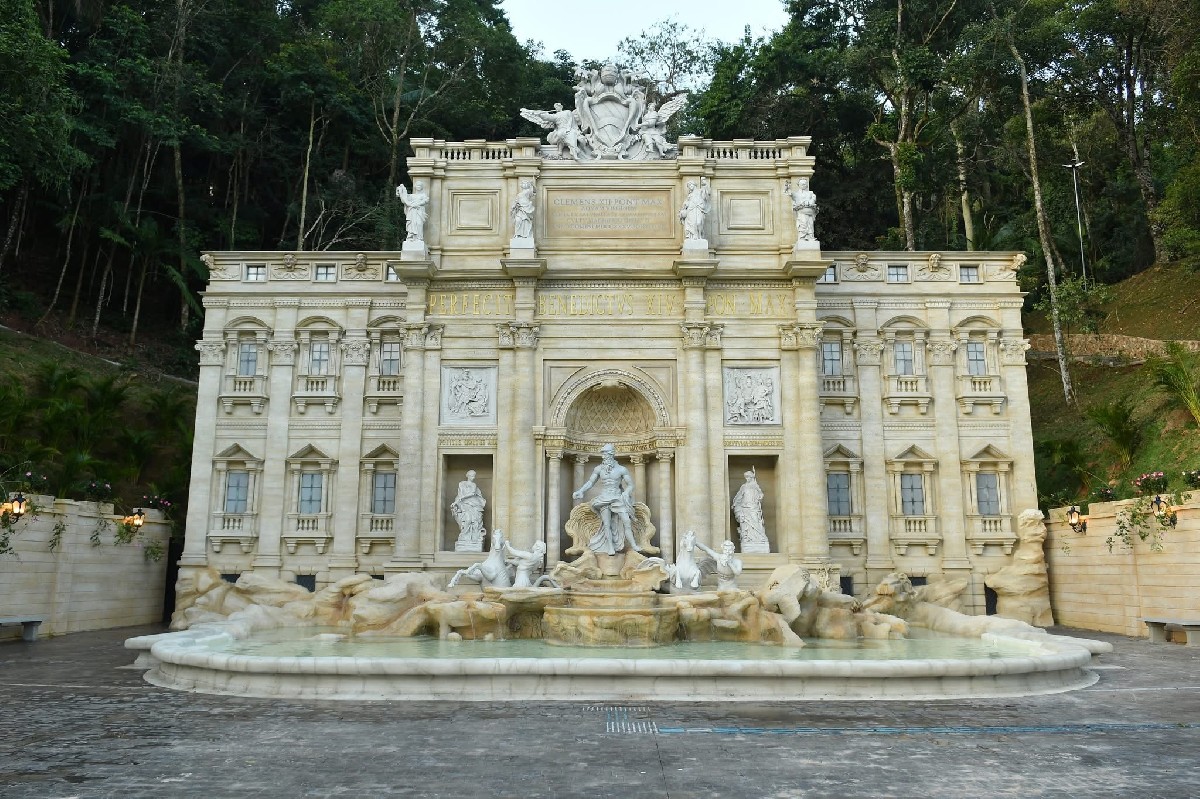 Fontana di Trevi